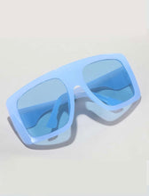 Load image into Gallery viewer, Vegas | Wide Frame Sunglasses (Blue)
