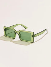 Load image into Gallery viewer, Malibu Sunglasses-Green
